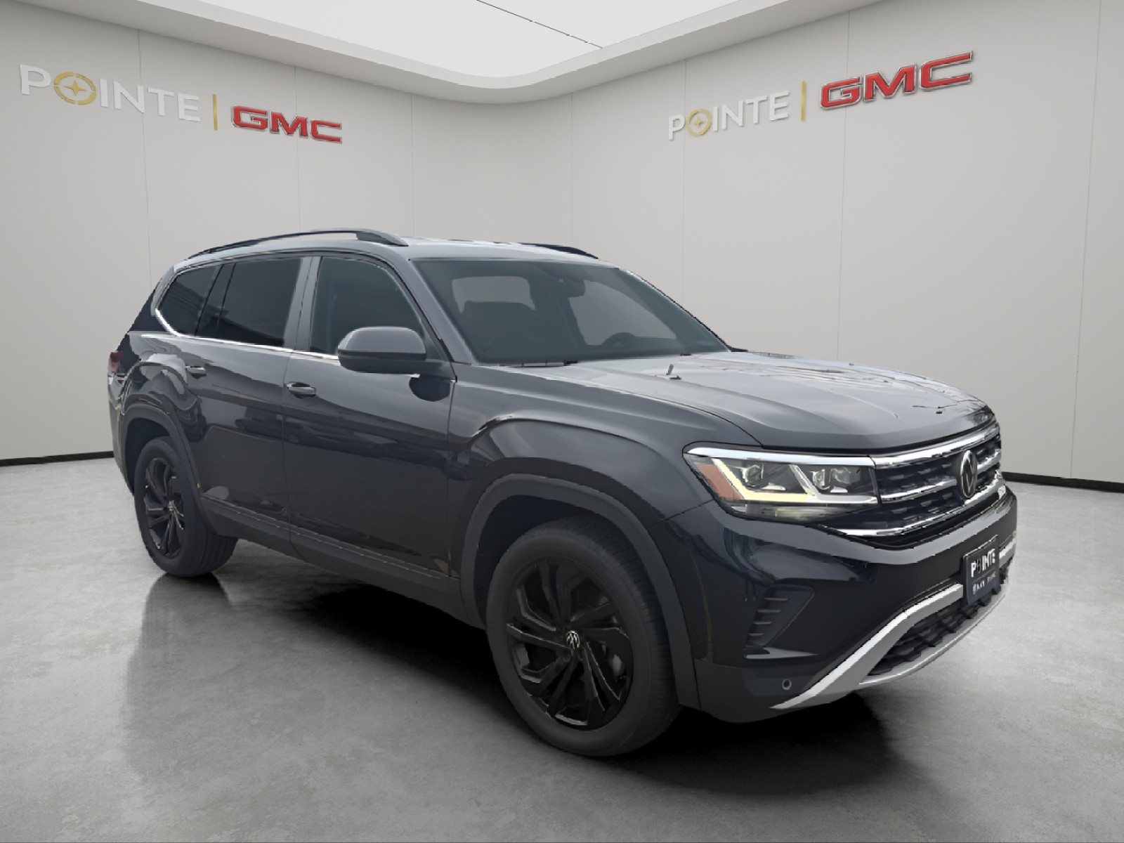 2023 Volkswagen Atlas SE's photo