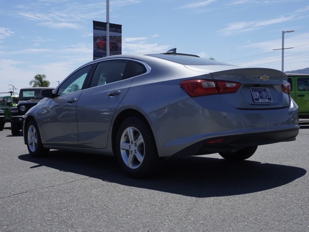 2024 Chevrolet Malibu 1LT photo 4