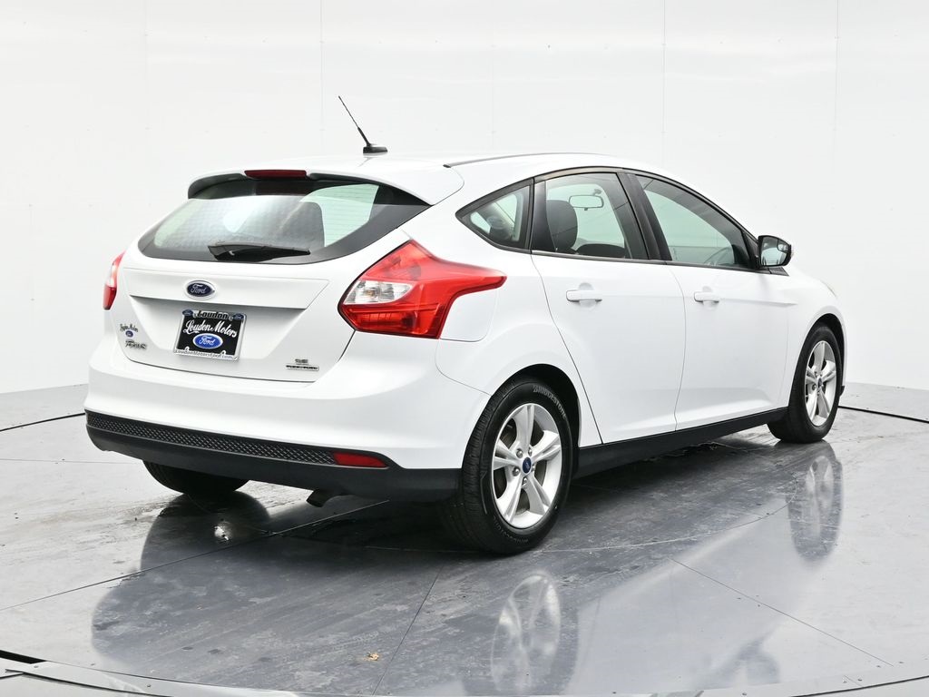 2014 Ford Focus SE photo 4