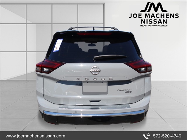 2026 Nissan Rogue Platinum photo 3