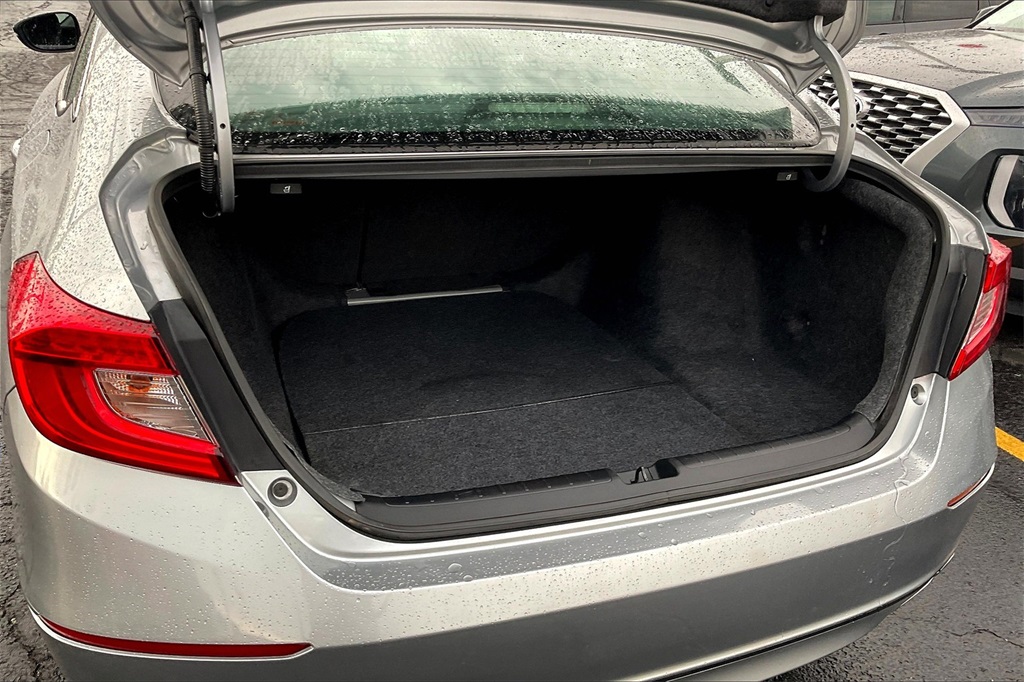 2018 Honda Accord EX-L 2.0T photo 25