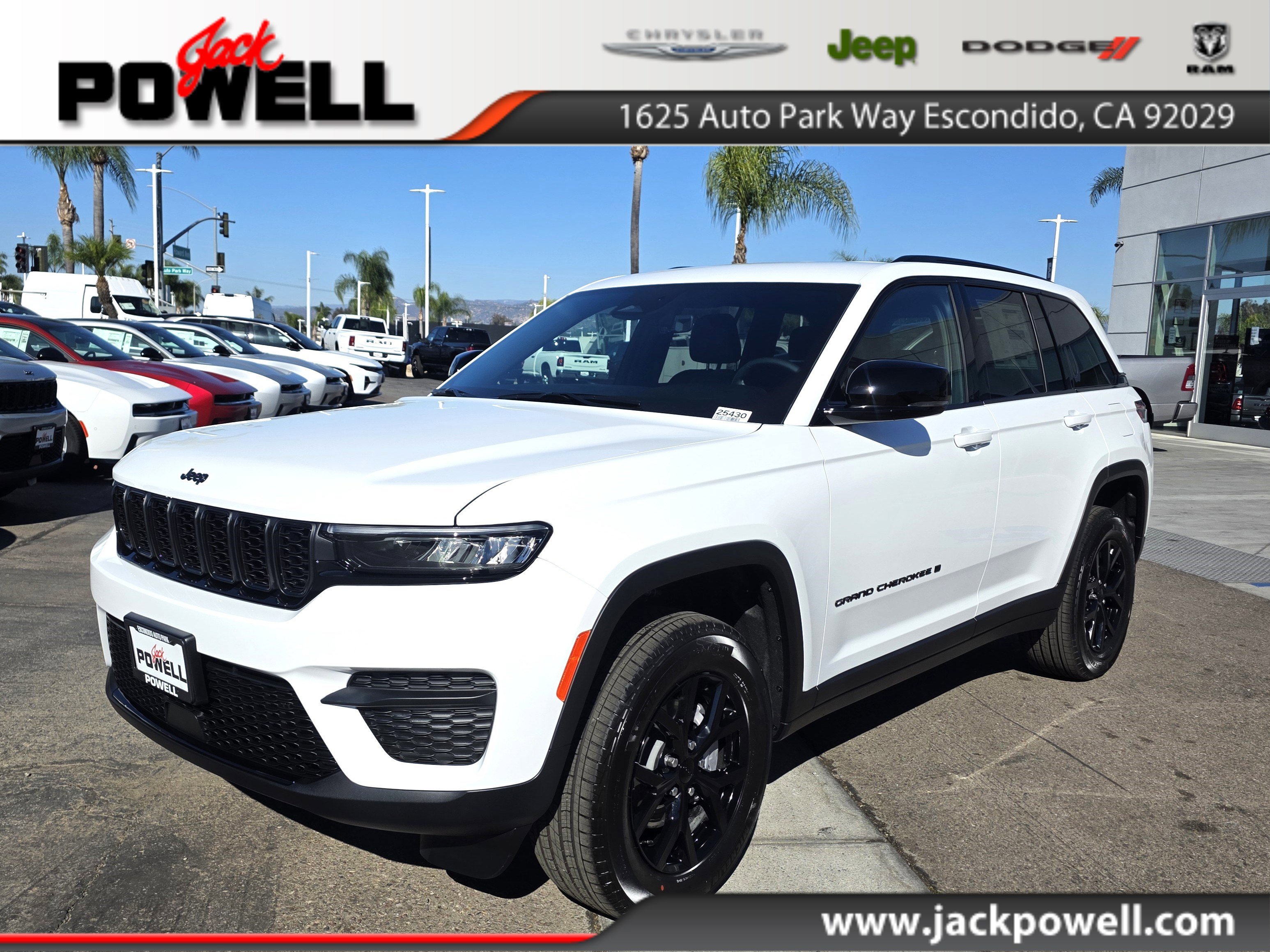 2025 Jeep Grand Cherokee Altitude's photo