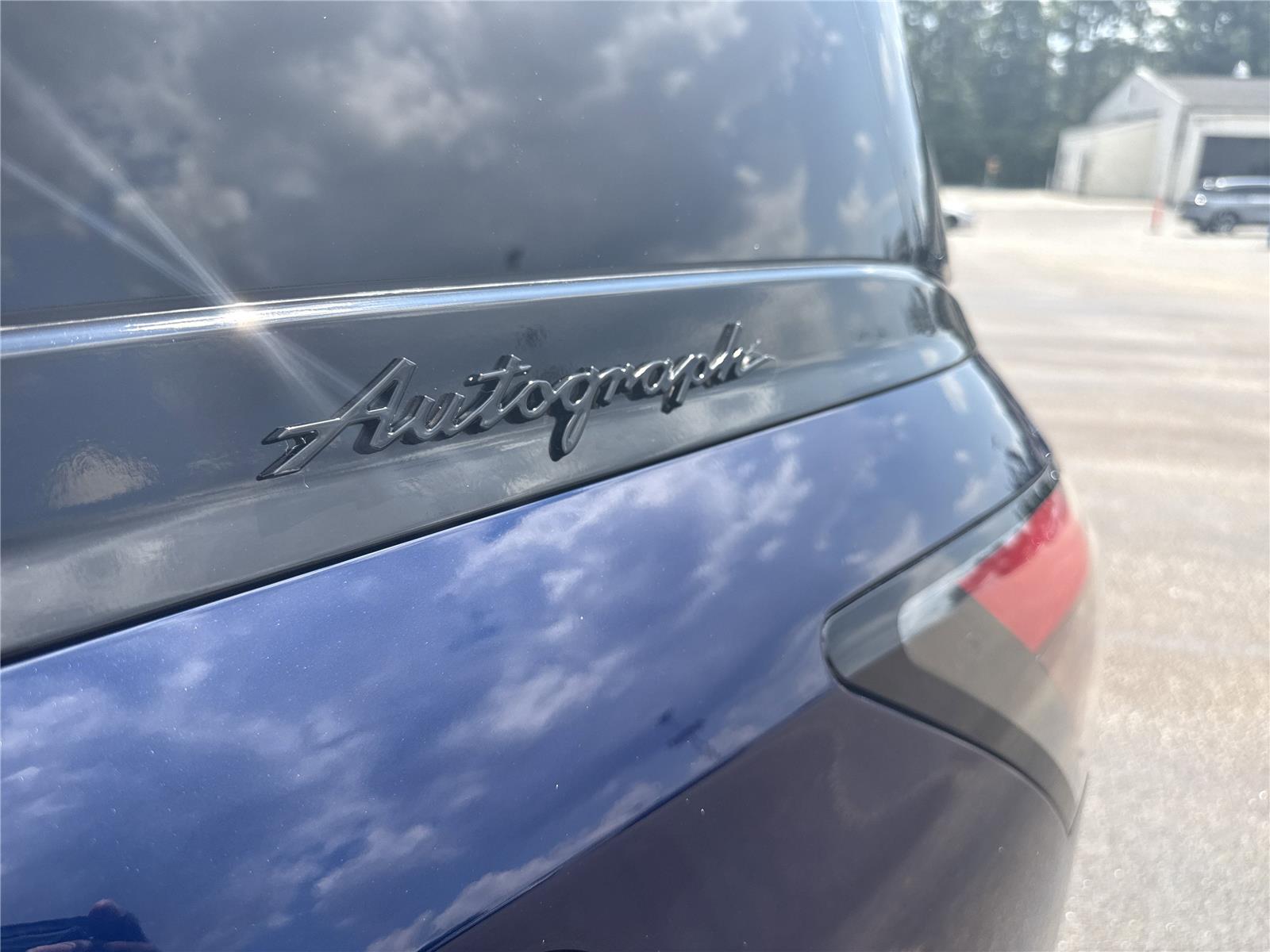 2025 Infiniti QX80 photo 31