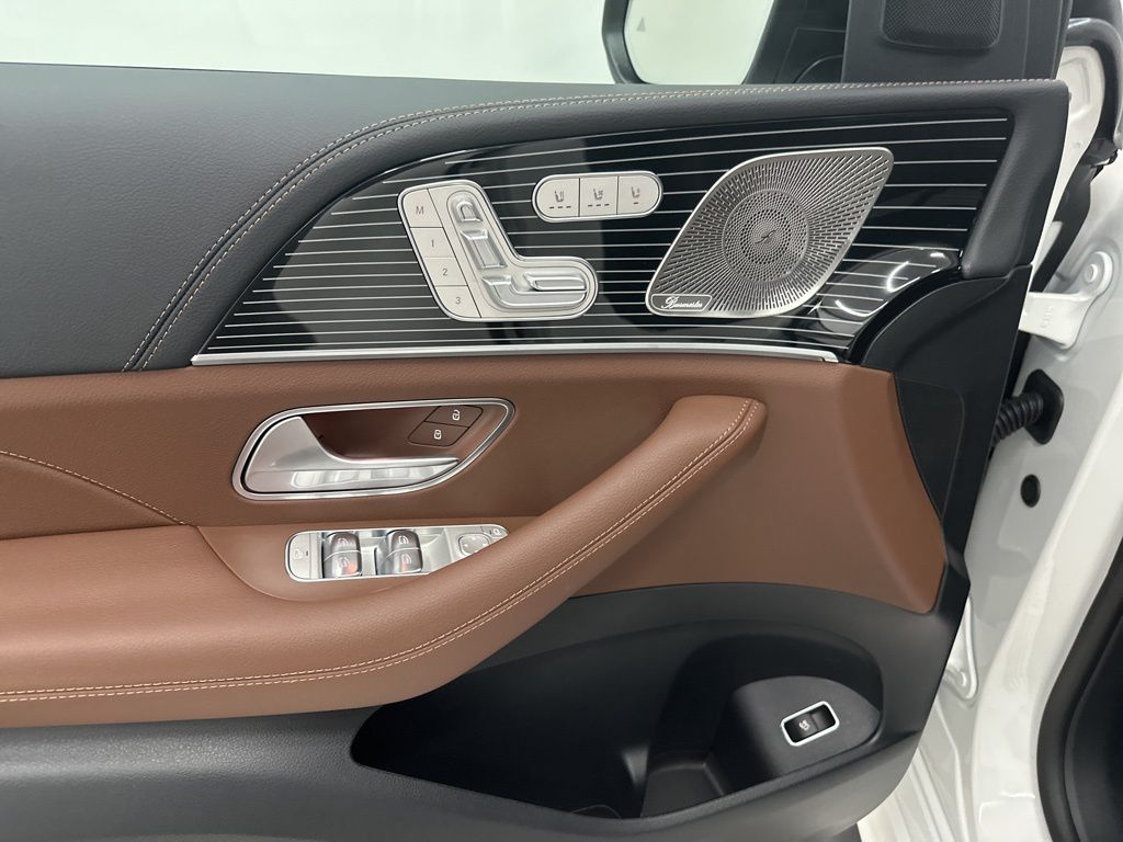 2026 Mercedes Benz GLE 450 4MATIC photo 9