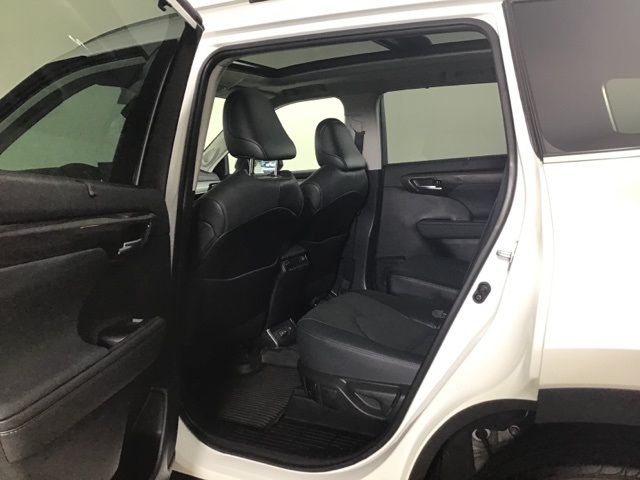 2023 Toyota Highlander Limited Platinum XLE XSE photo 20