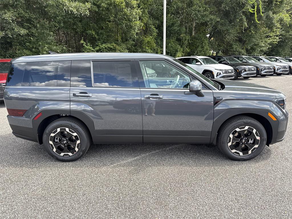 2026 Hyundai Santa Fe SE photo 2
