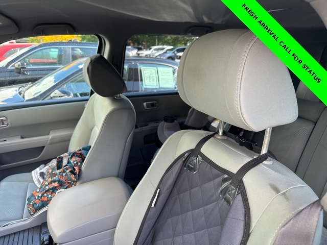 2015 Honda Pilot LX photo 10
