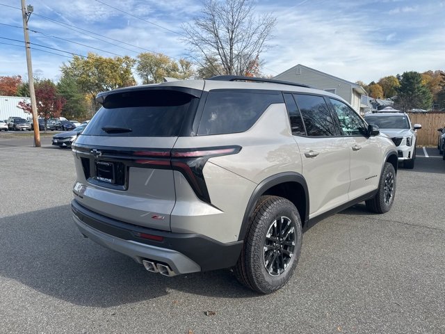 2026 Chevrolet Traverse Z71 photo 2