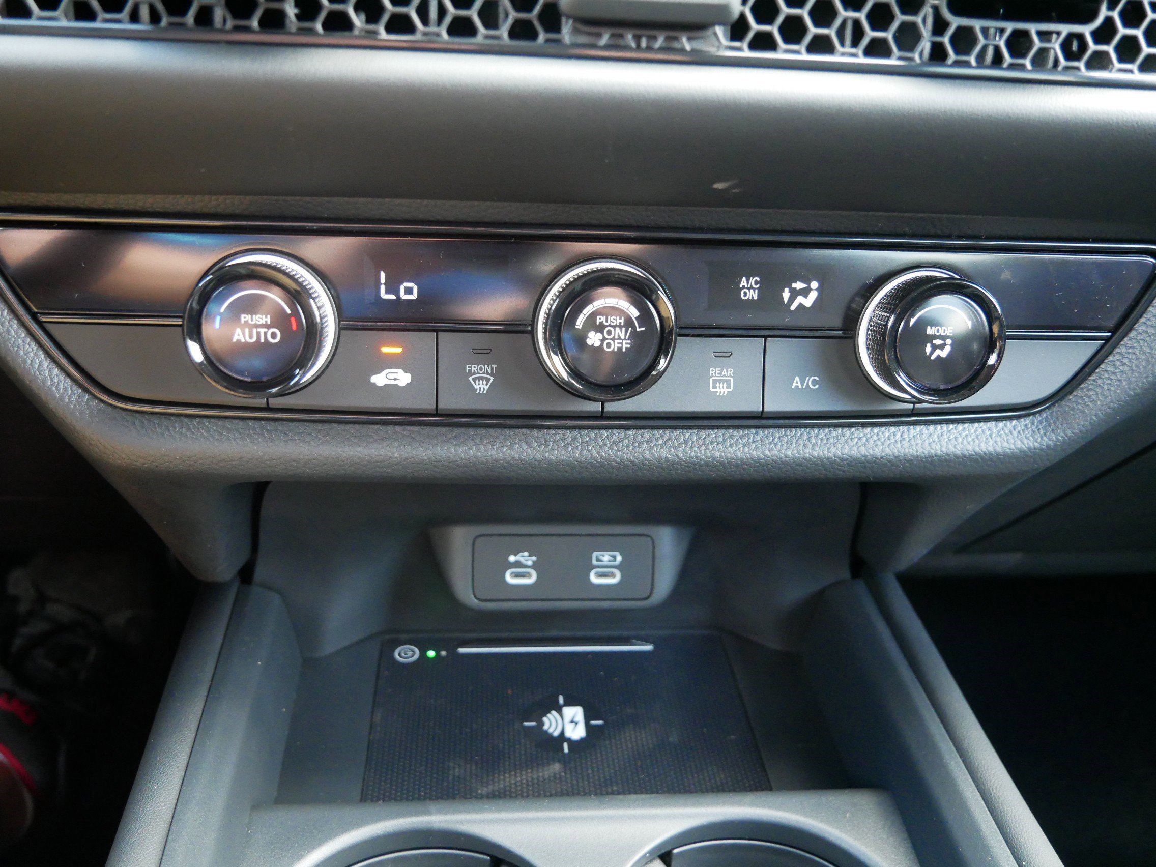 2026 Honda HR-V LX photo 18