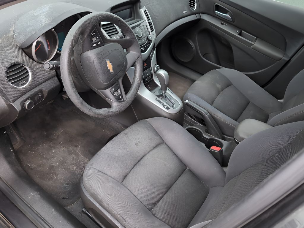 2016 Chevrolet Cruze LT photo 10