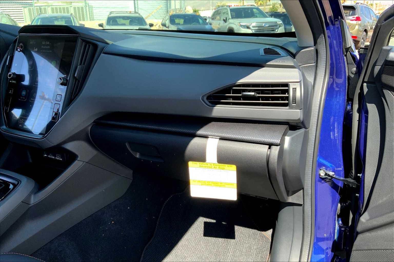 2025 Subaru Crosstrek Limited photo 17