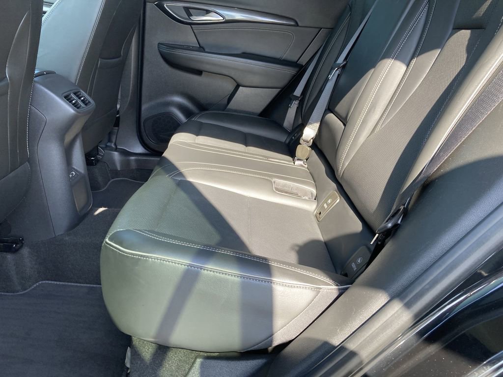 2023 Buick Envision Essence photo 32