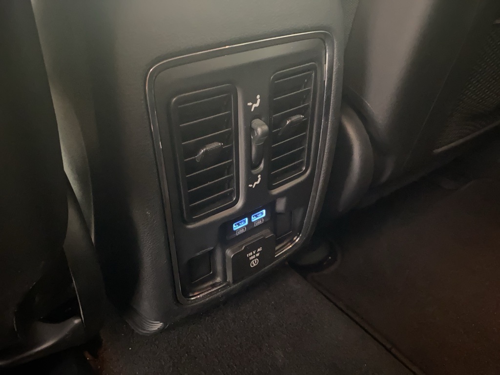 2019 Jeep Grand Cherokee Limited photo 19