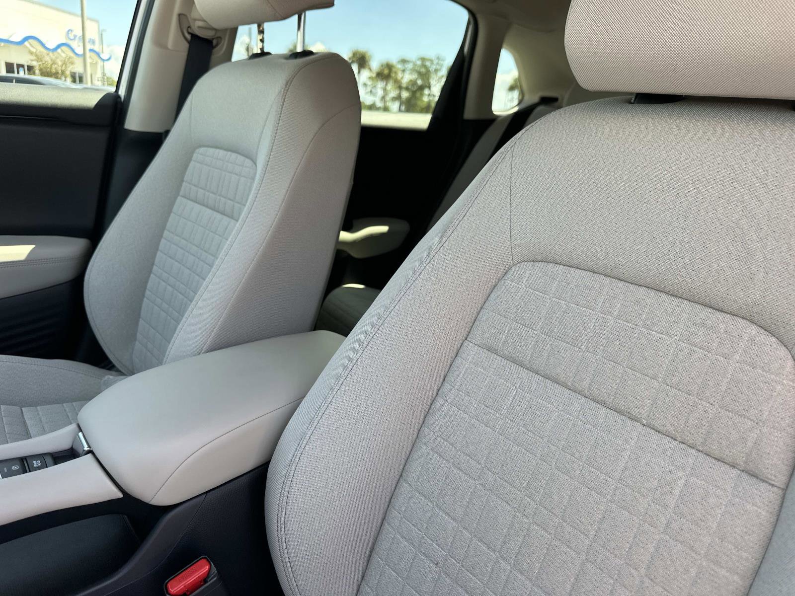 2023 Honda HR-V LX photo 18