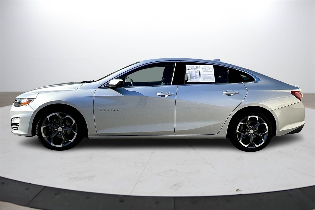 2021 Chevrolet Malibu 1LT photo 4