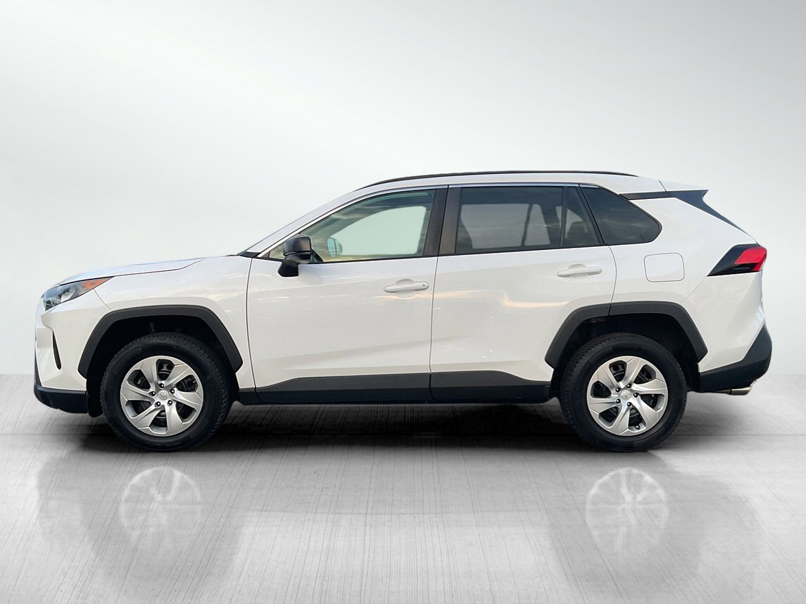 Used 2020 Toyota RAV4 LE with VIN 2T3F1RFV8LC127725 for sale in Brainerd, Minnesota