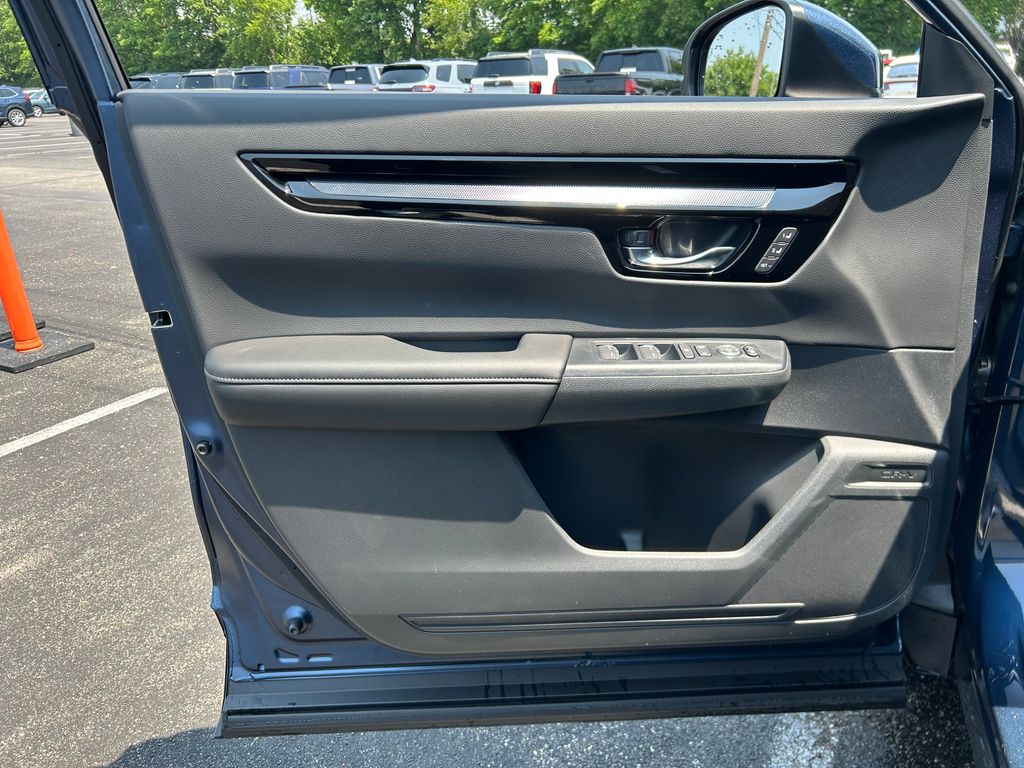 2026 Honda CR-V EX-L photo 17