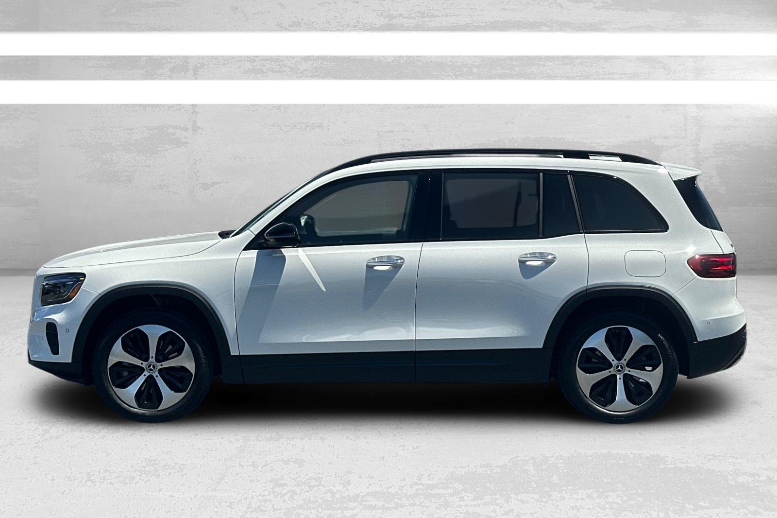 2025 Mercedes Benz GLB 250 4MATIC photo 6