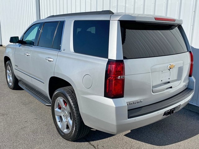 2016 Chevrolet Tahoe LT photo 4