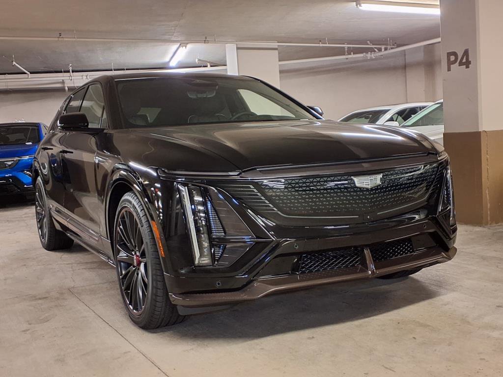 2026 Cadillac Lyriq photo 3