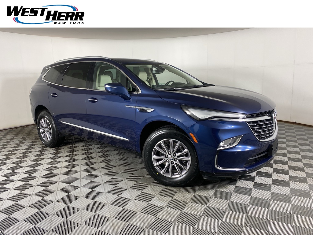 2023 Buick Enclave Essence's photo