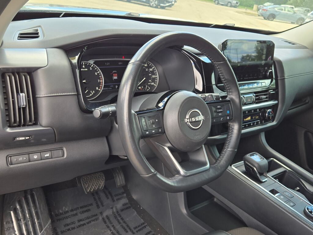 2023 Nissan Pathfinder SL photo 20