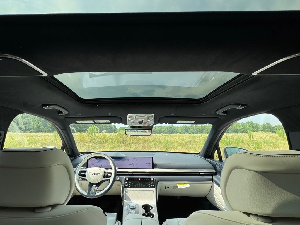 2025 Genesis GV80 3.5T Prestige photo 2