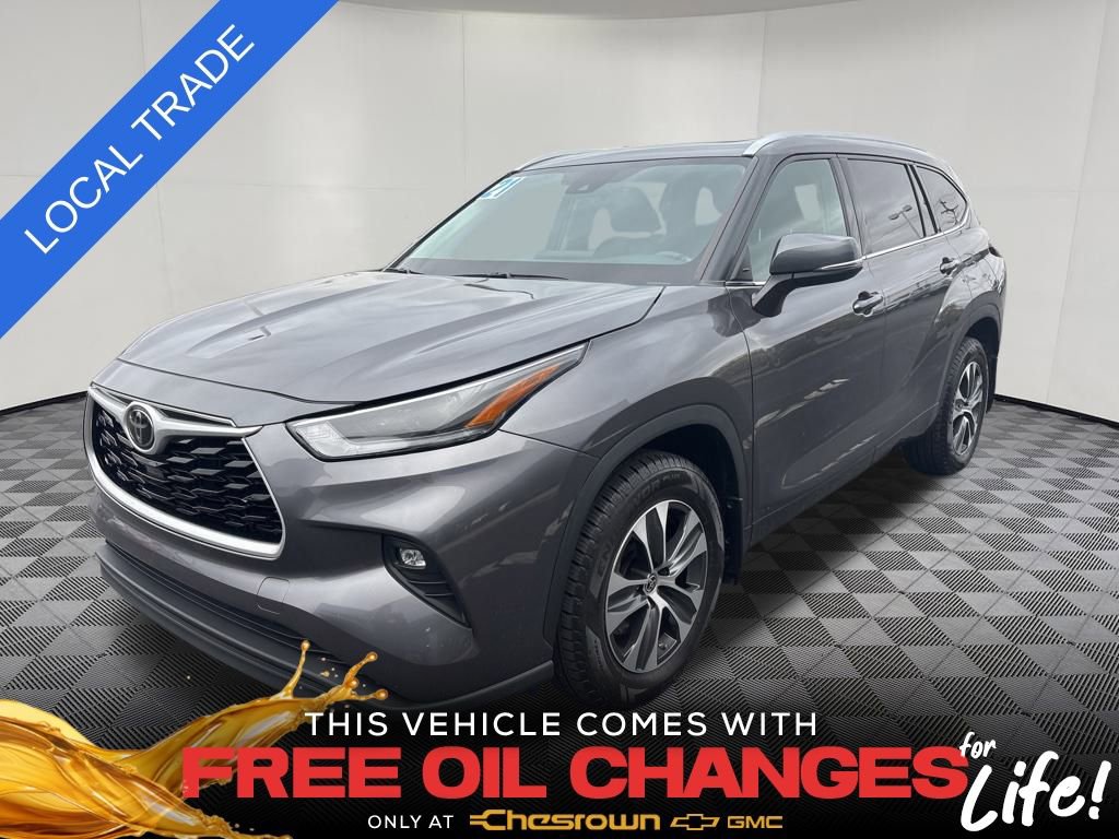 2021 Toyota Highlander XLE's photo