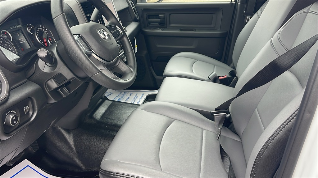 2026 Ram 2500 Tradesman photo 24