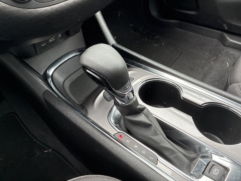 2024 Chevrolet Malibu 1LT photo 18