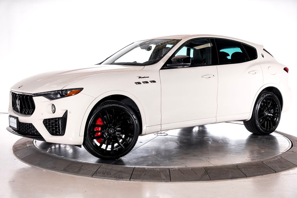 2024 Maserati Levante Modena Ultima's photo
