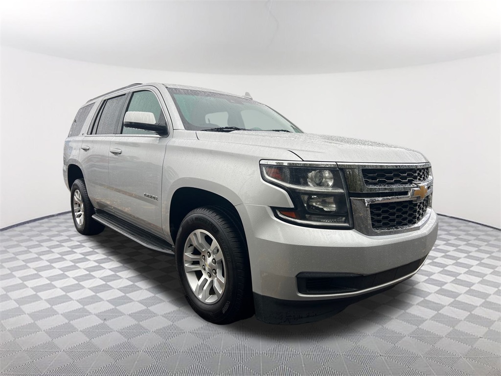 2020 Chevrolet Tahoe LT photo 2
