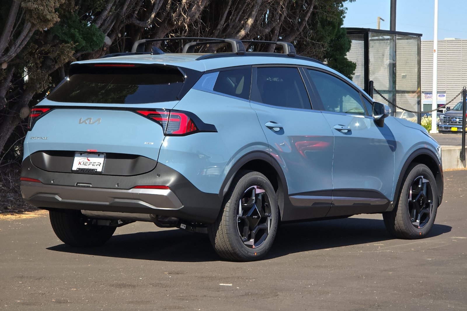 2026 Kia Sportage Hybrid EX photo 2