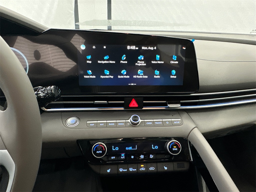 2025 Hyundai Elantra SEL Convenience photo 29