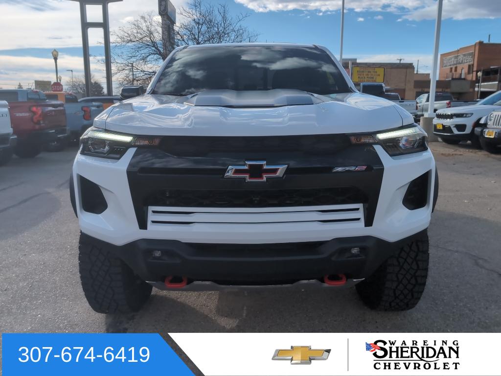 2025 Chevrolet Colorado ZR2 photo 2