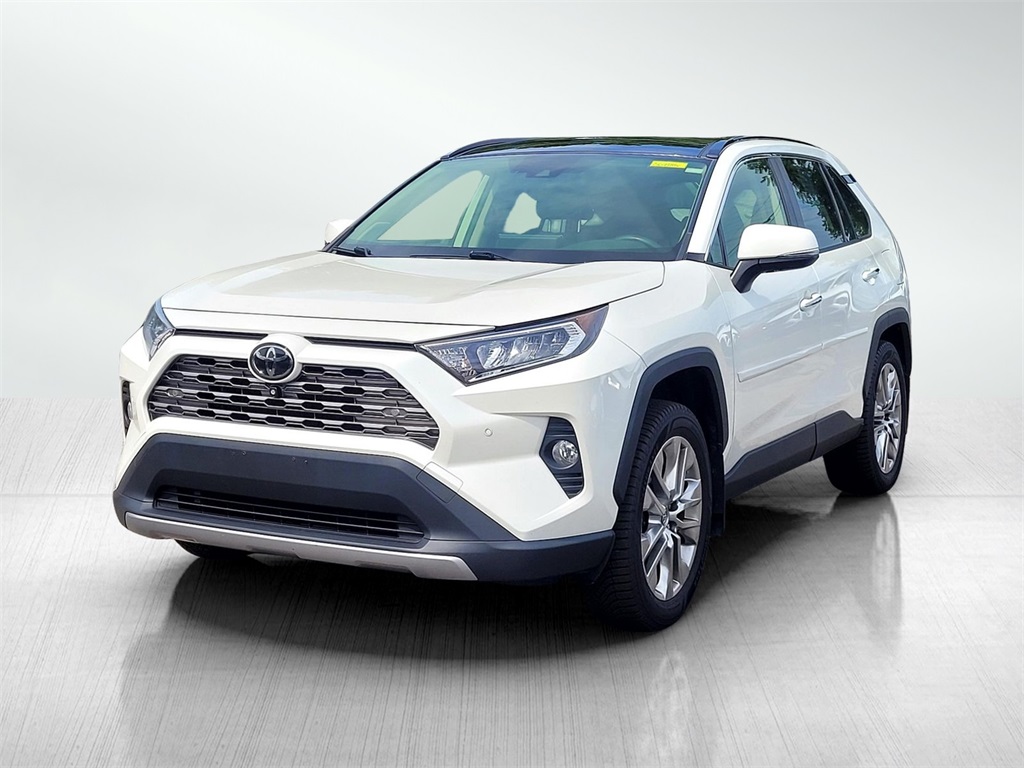 2019 Toyota RAV4 Limited photo 7