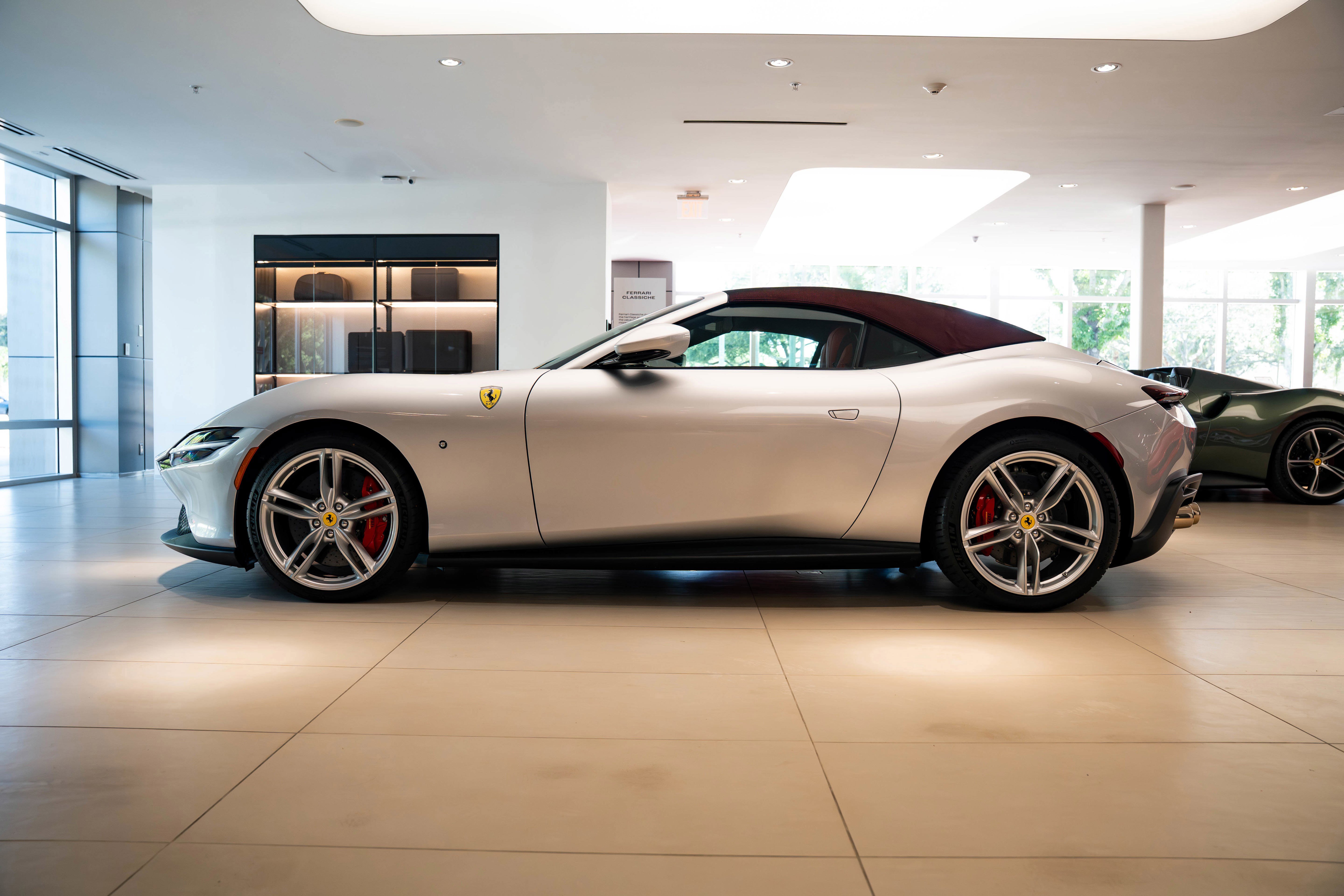 2024 Ferrari Roma Spider photo 20