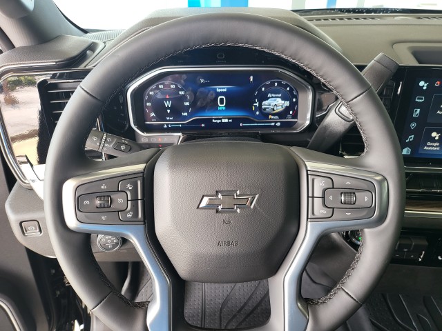 2025 Chevrolet Silverado 1500 RST photo 14