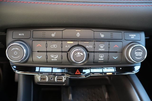 2026 Dodge Durango GT Blacktop photo 17