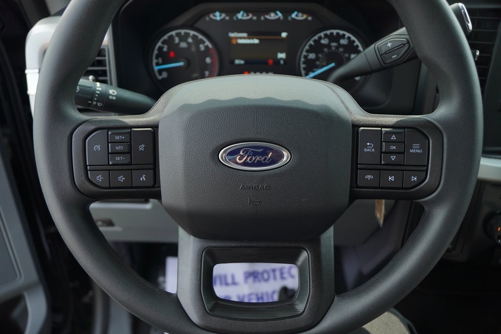 2025 Ford F-350 XL photo 14