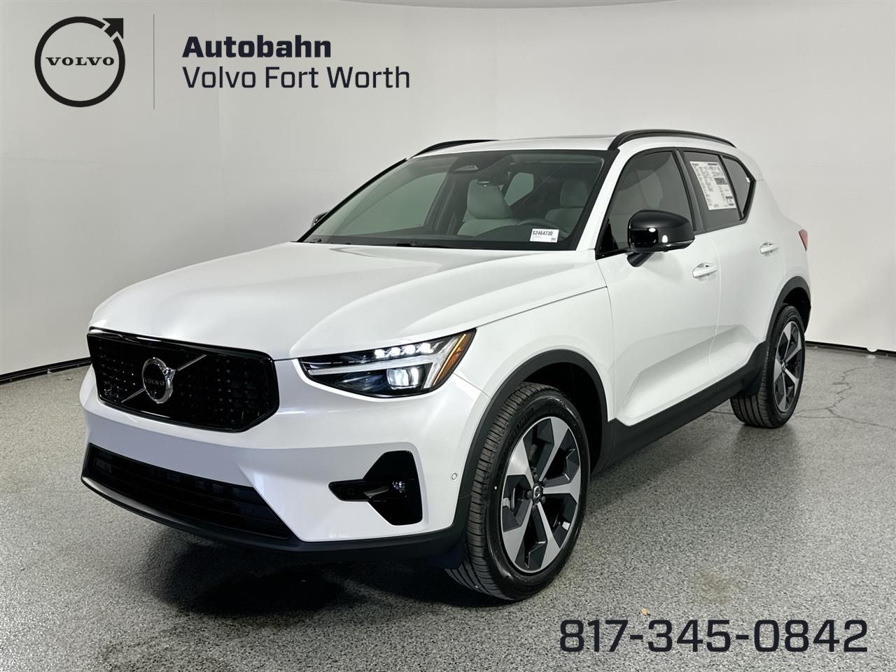 2025 Volvo XC40