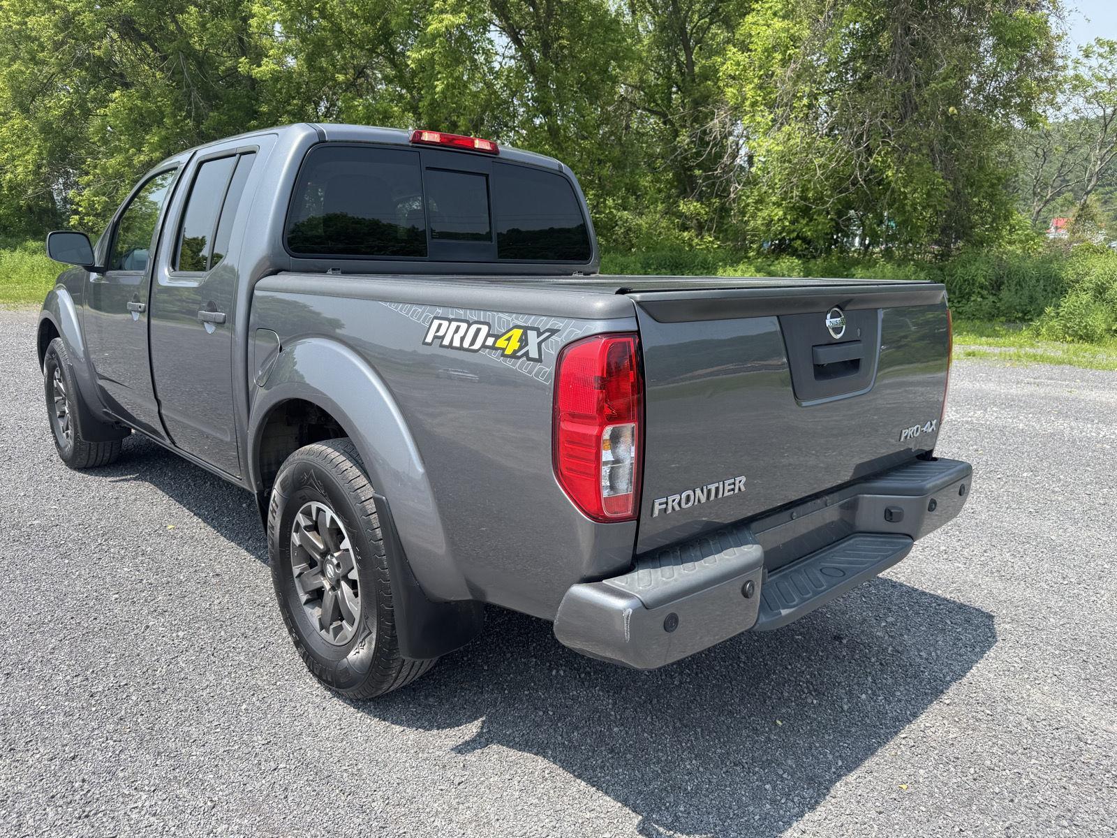 2019 Nissan Frontier PRO-4X photo 3
