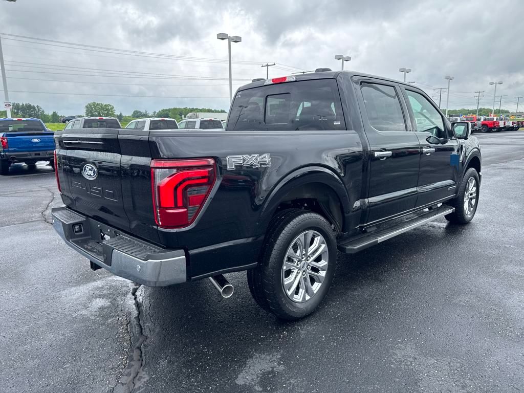 2025 Ford F-150 Lariat photo 2