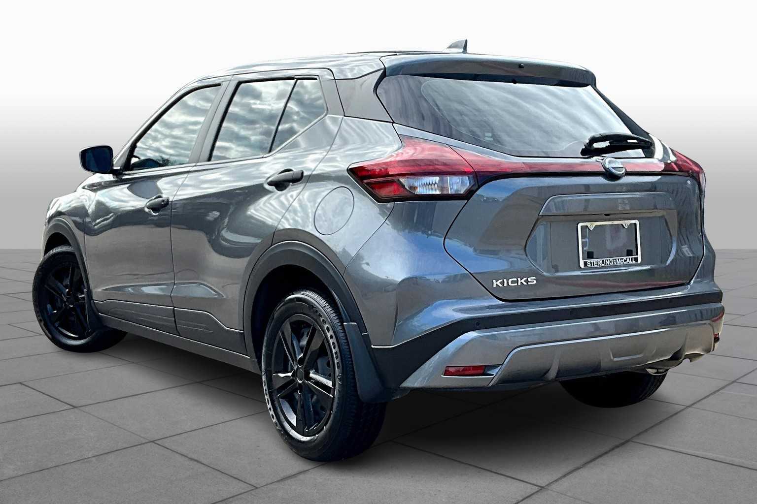 2024 Nissan Kicks S photo 10