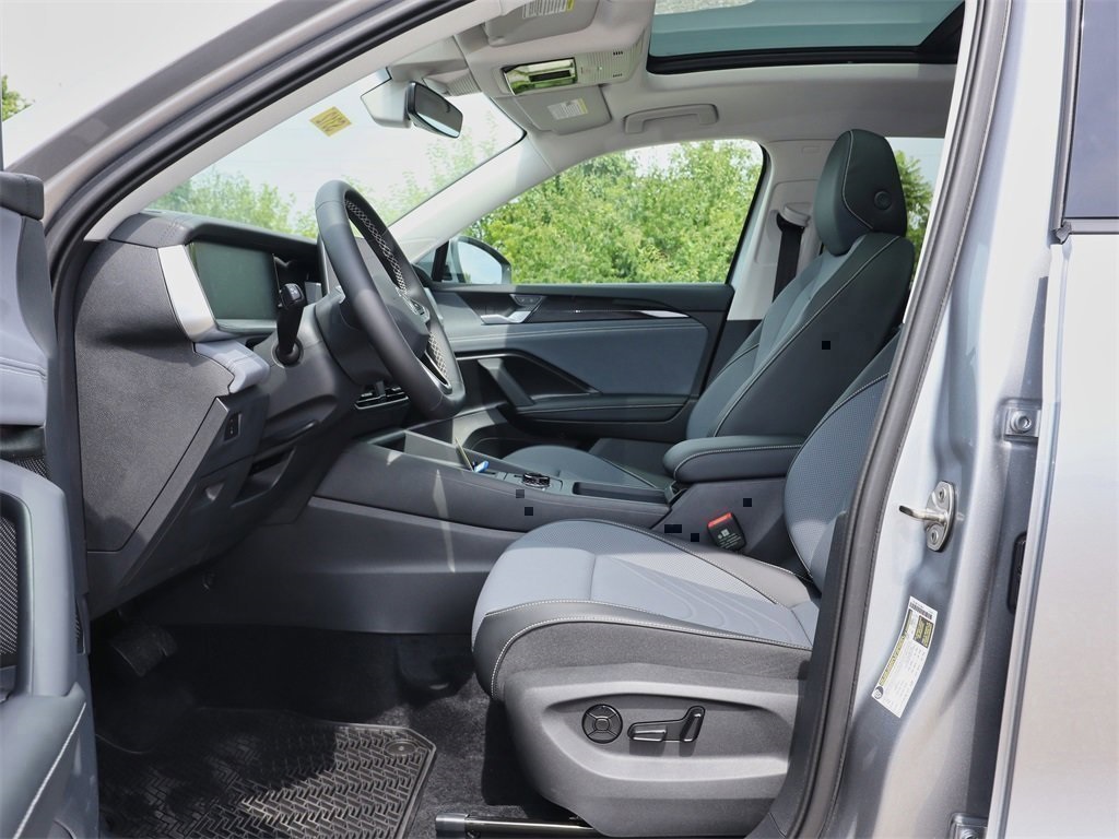2025 Volkswagen Tiguan SE photo 10