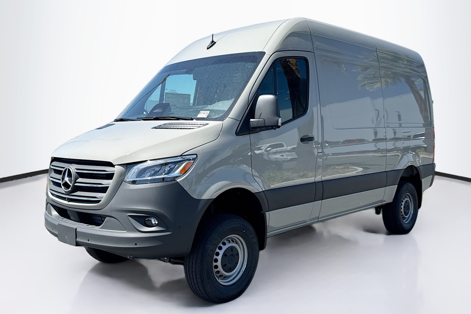 2025 Mercedes-Benz Sprinter Cargo Van Base's photo