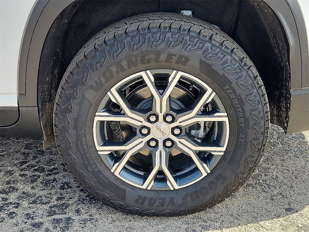 2025 Gmc Acadia AT4 photo 8