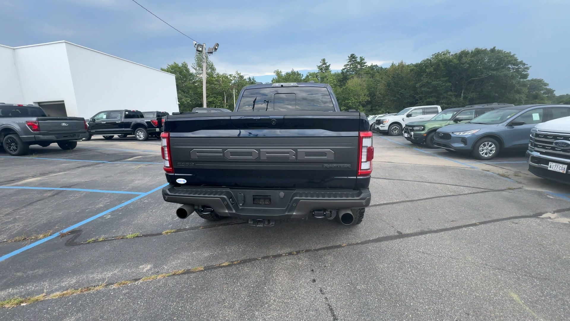 2023 Ford F-150 Raptor photo 18