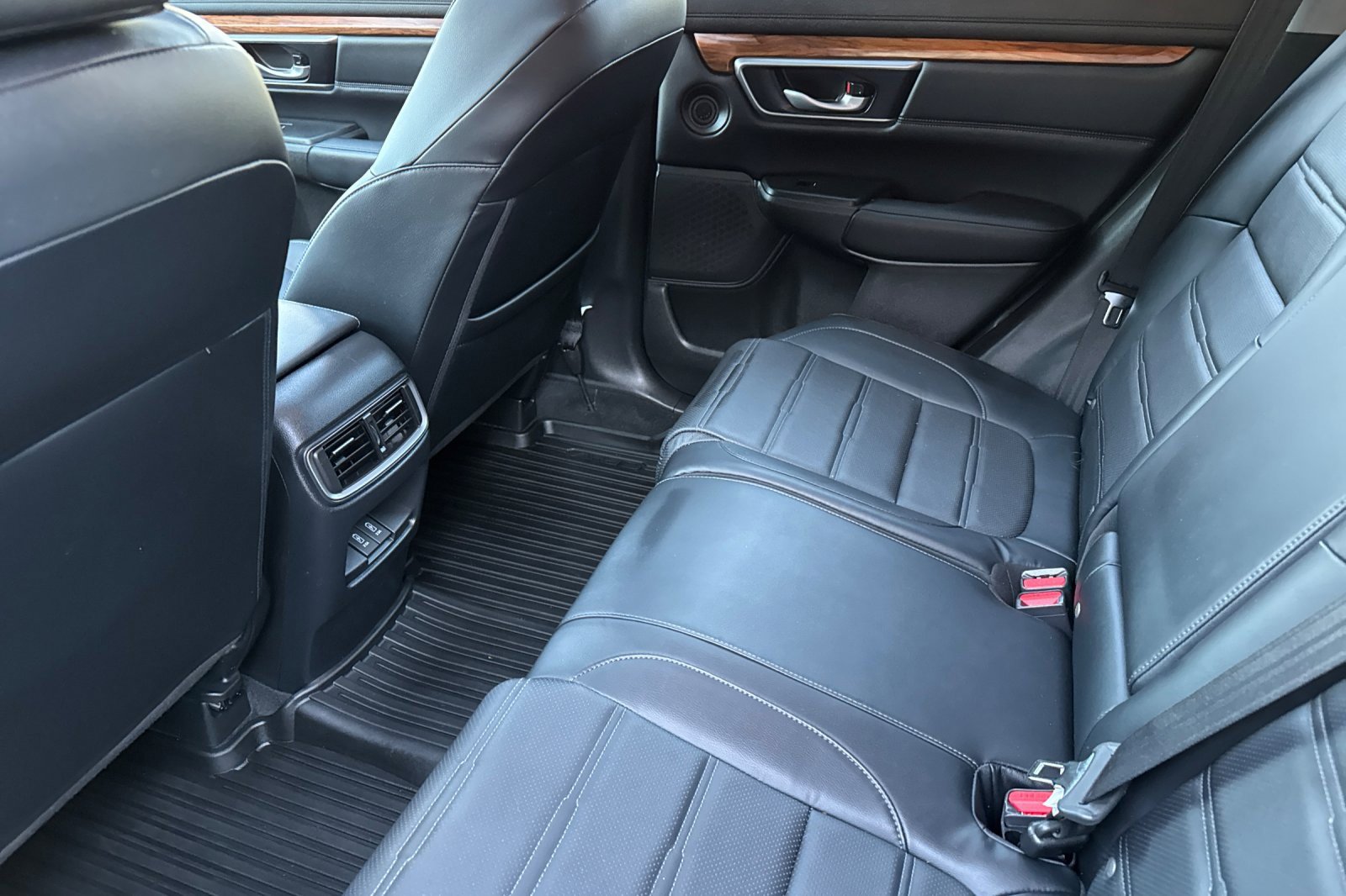 2021 Honda CR-V Touring photo 12