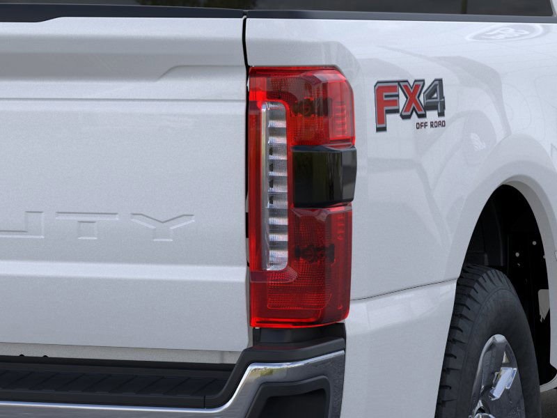2025 Ford F-350 Lariat photo 21